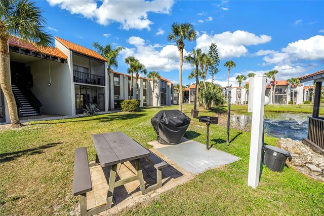 3269 BENEVA ROAD 102, Sarasota, FL 34232