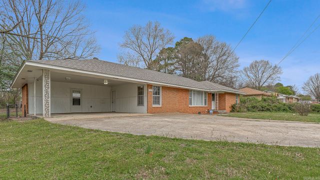 1319 Pardew, Jonesboro, AR 72401