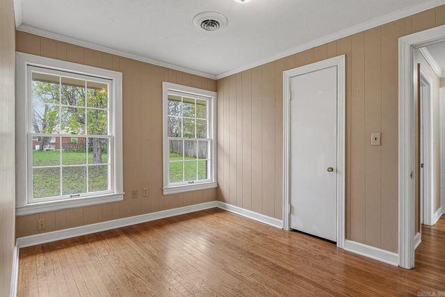 1319 Pardew, Jonesboro, AR 72401