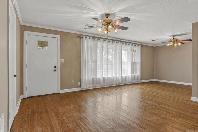 1319 Pardew, Jonesboro, AR 72401