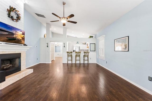 19218 SEA MIST LANE, Lutz, FL 33558