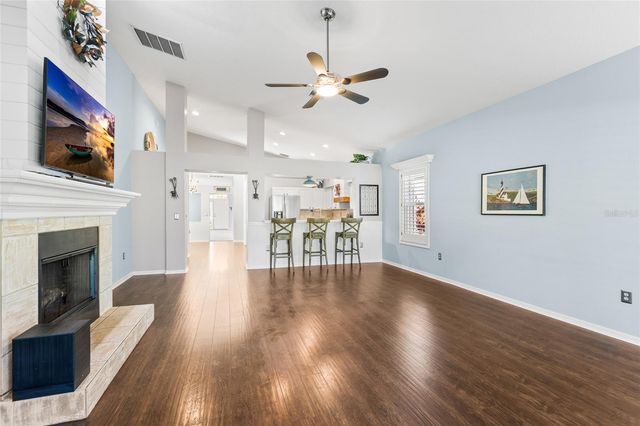 19218 SEA MIST LANE, Lutz, FL 33558