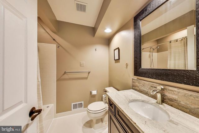 13630 CEDAR CREEK LN, Silver Spring, MD 20904