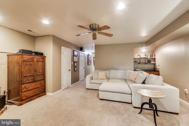 13630 CEDAR CREEK LN, Silver Spring, MD 20904