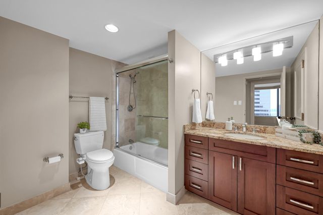 1111 Caroline Street 2901, Houston, TX 77010