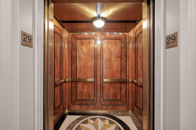 1111 Caroline Street 2901, Houston, TX 77010