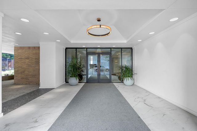 1111 Caroline Street 2901, Houston, TX 77010