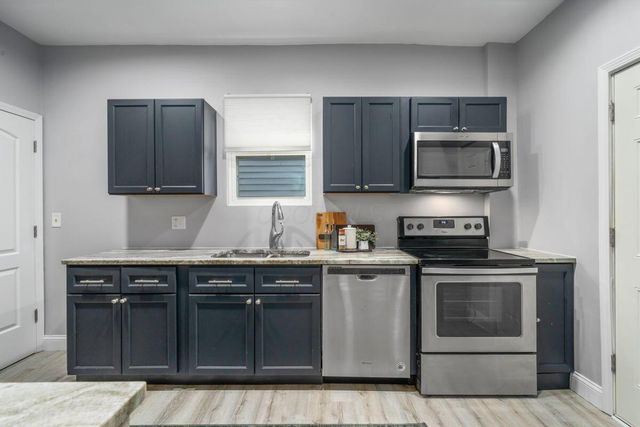 439 Oakwood Avenue, Columbus, OH 43205