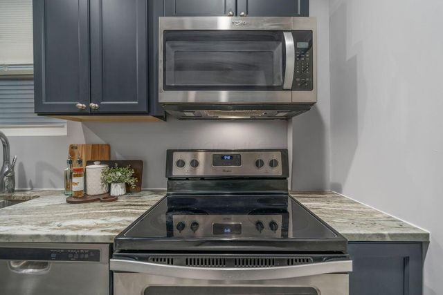 439 Oakwood Avenue, Columbus, OH 43205