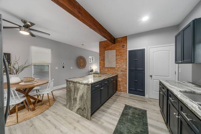 439 Oakwood Avenue, Columbus, OH 43205