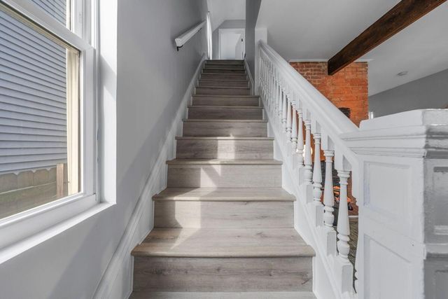 439 Oakwood Avenue, Columbus, OH 43205