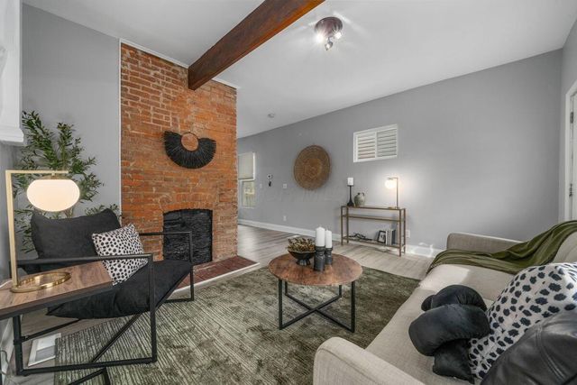 439 Oakwood Avenue, Columbus, OH 43205