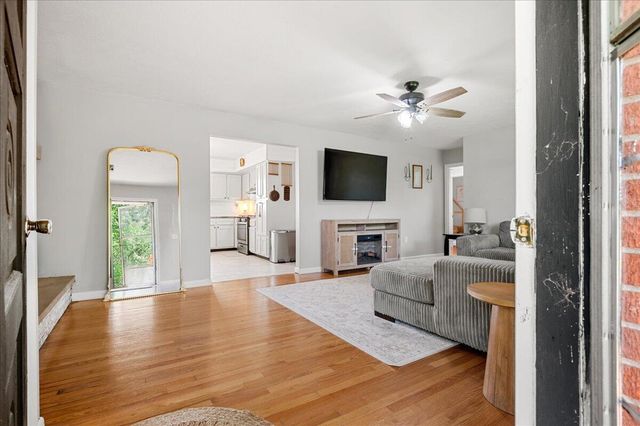 460 Topton Road, London, KY 40744