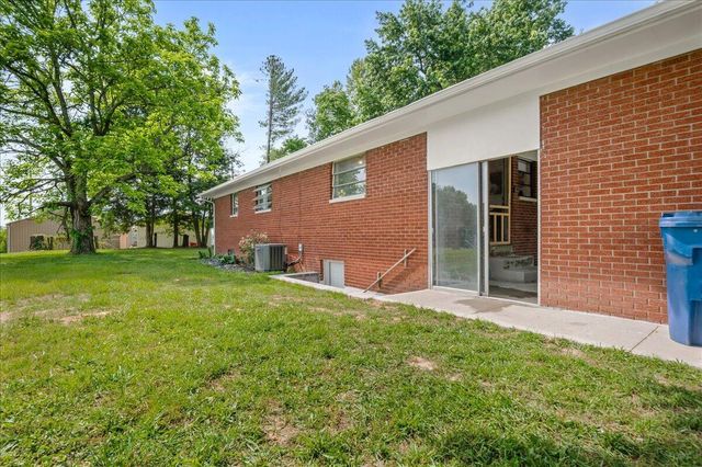 460 Topton Road, London, KY 40744