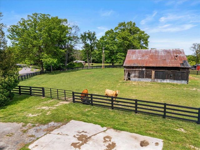 460 Topton Road, London, KY 40744