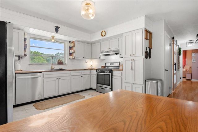 460 Topton Road, London, KY 40744