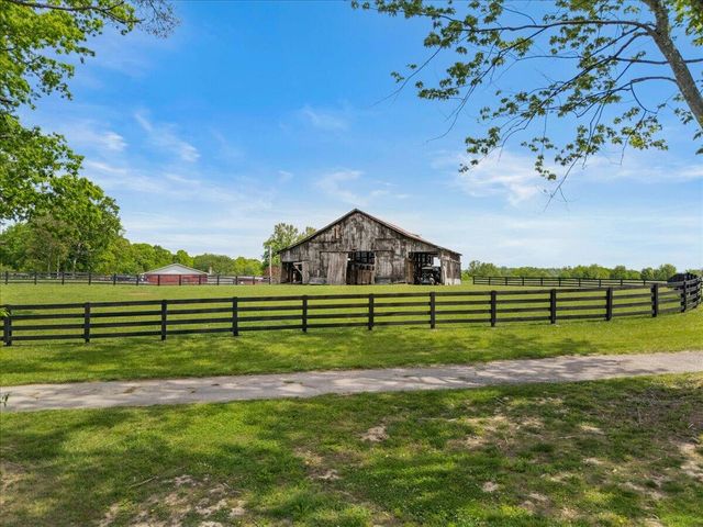 460 Topton Road, London, KY 40744