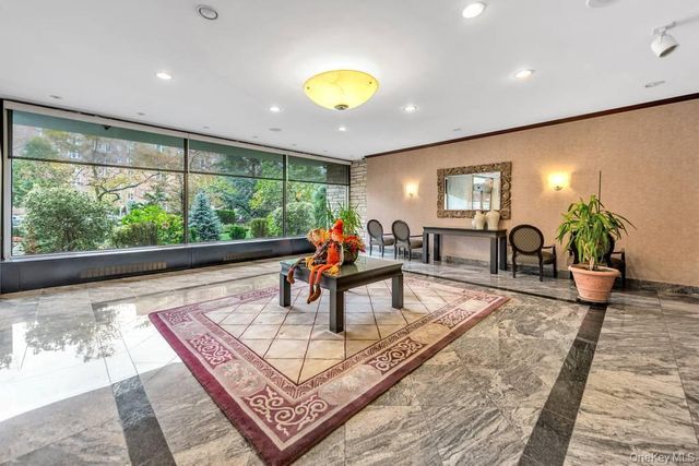 111-20 73rd Avenue 10J, Forest Hills, NY 11375