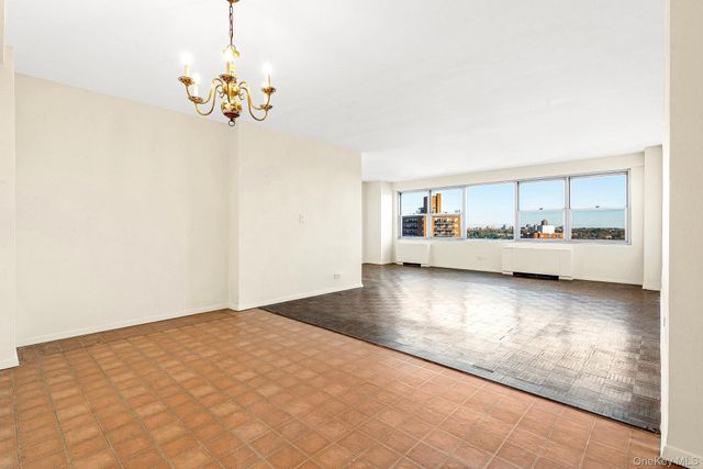 111-20 73rd Avenue 10J, Forest Hills, NY 11375