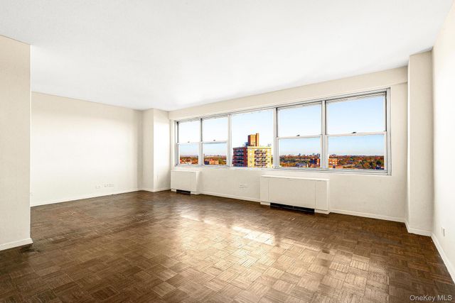 111-20 73rd Avenue 10J, Forest Hills, NY 11375