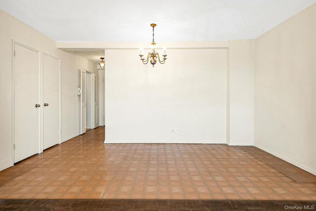 111-20 73rd Avenue 10J, Forest Hills, NY 11375