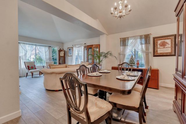 1801 Chapman Ct, Los Banos, CA 93635