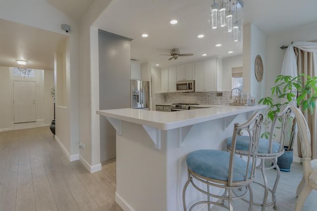 1801 Chapman Ct, Los Banos, CA 93635