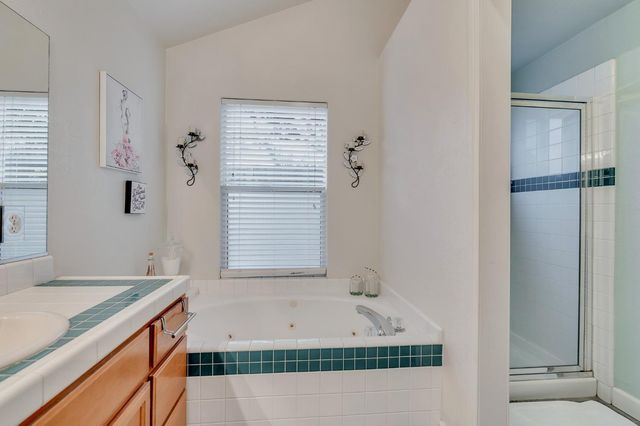 1801 Chapman Ct, Los Banos, CA 93635