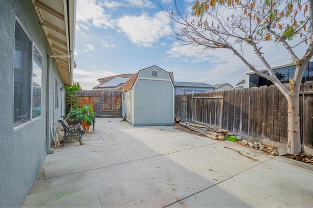 1801 Chapman Ct, Los Banos, CA 93635