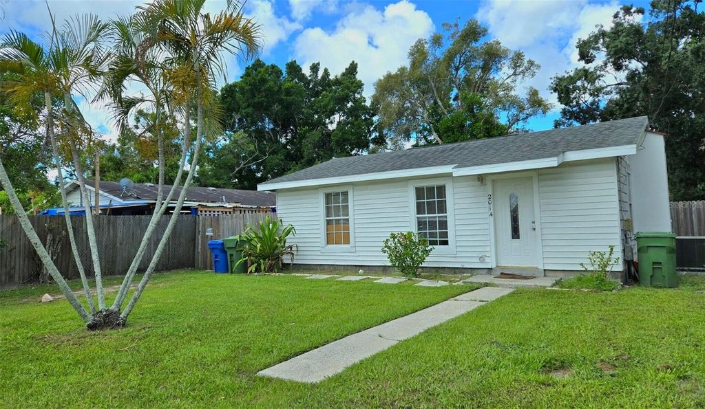 2014 10TH STREET W B, Bradenton, FL 34205