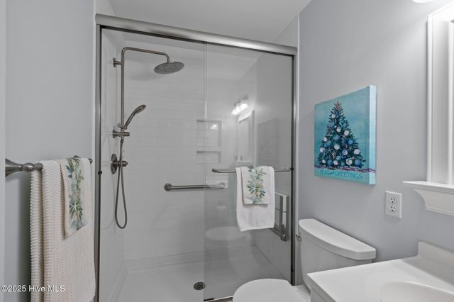 7023 Archers Creek Drive, Emerald Isle, NC 28594