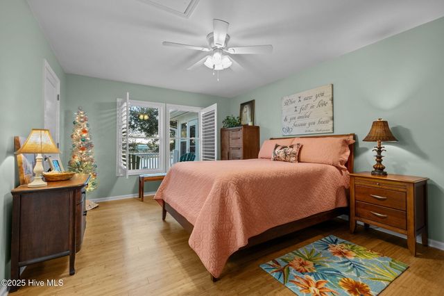 7023 Archers Creek Drive, Emerald Isle, NC 28594