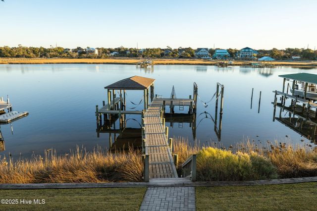 7023 Archers Creek Drive, Emerald Isle, NC 28594
