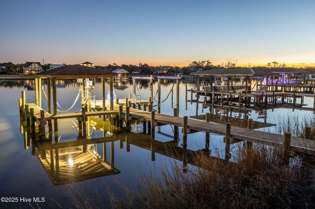 7023 Archers Creek Drive, Emerald Isle, NC 28594