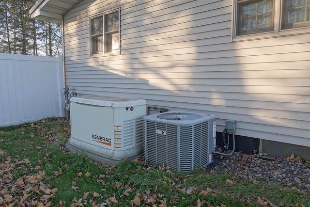 N16185 STATE HIGHWAY 13, Dorchester, WI 54425