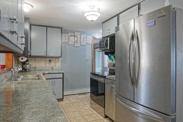 N16185 STATE HIGHWAY 13, Dorchester, WI 54425