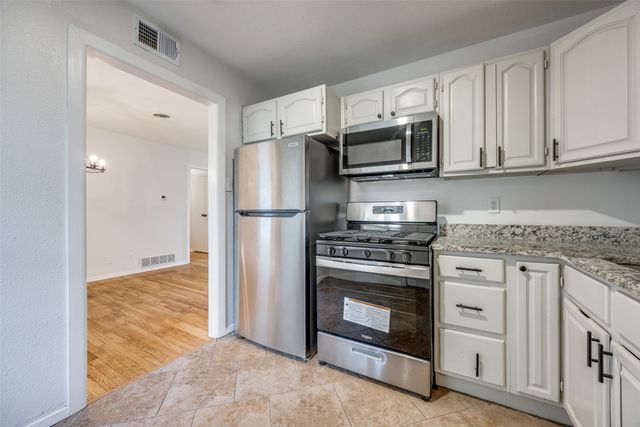 145 Doolittle Drive, Denison, TX 75020