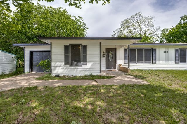 145 Doolittle Drive, Denison, TX 75020