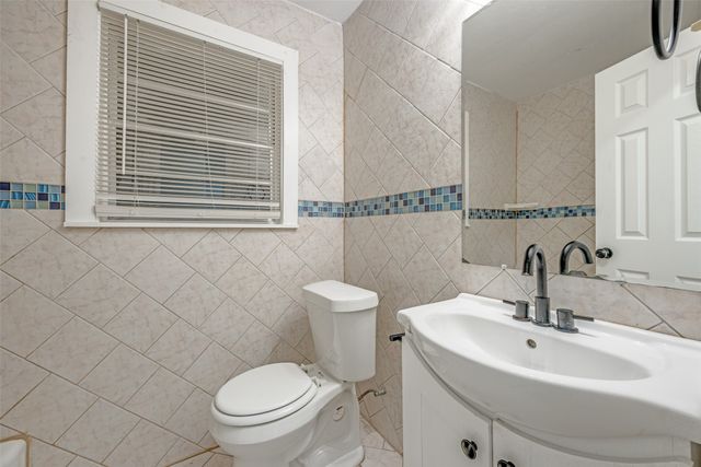 145 Doolittle Drive, Denison, TX 75020