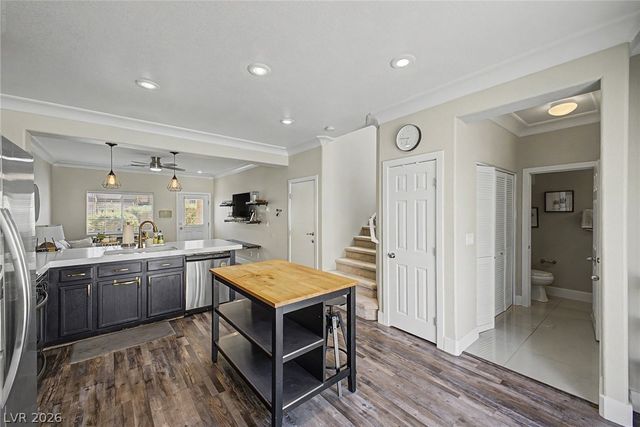 10540 Blanca Peak Avenue, Las Vegas, NV 89129