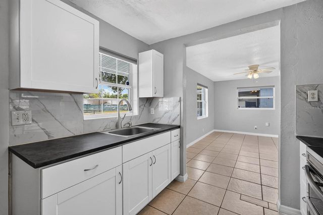 736 S CAROLINE STREET, Daytona Beach, FL 32114
