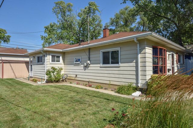 5735 N 58th STREET, Milwaukee, WI 53218