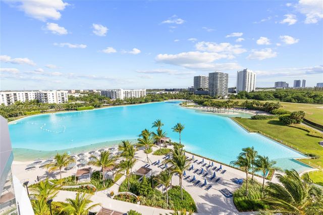 2411 Laguna Cr 611, Miami, FL 33181