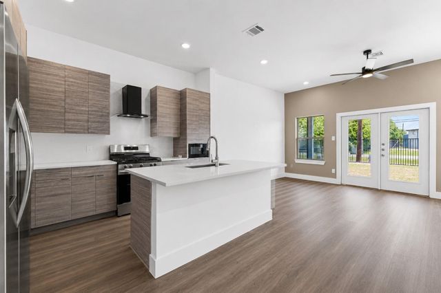 13513 Ivy Vine Lane, Houston, TX 77047