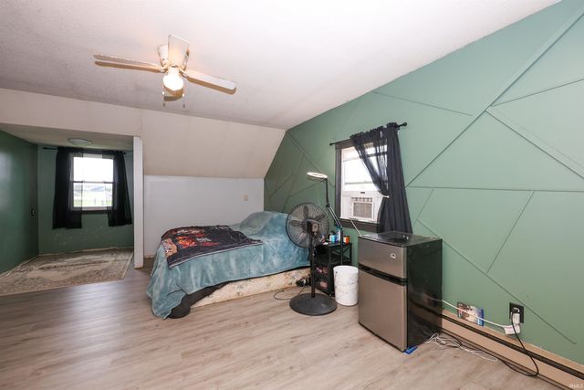 428 Drake Road, Kendallville, IN 46755