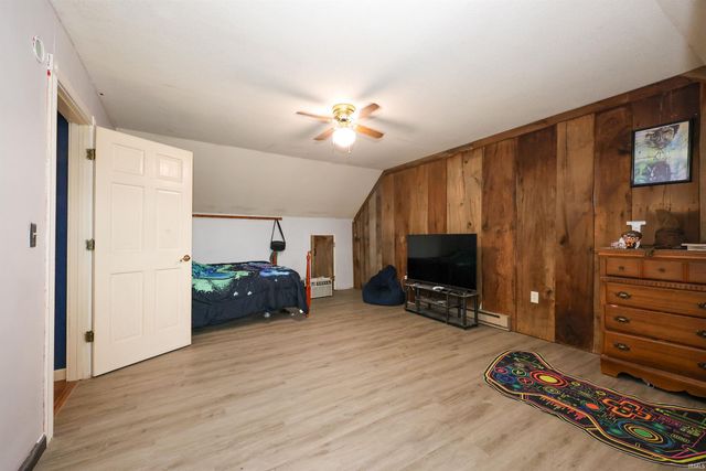 428 Drake Road, Kendallville, IN 46755
