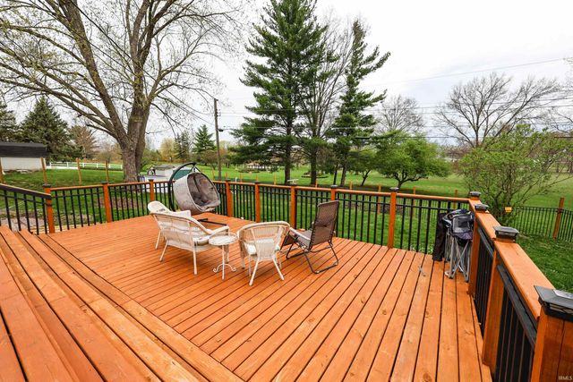 428 Drake Road, Kendallville, IN 46755