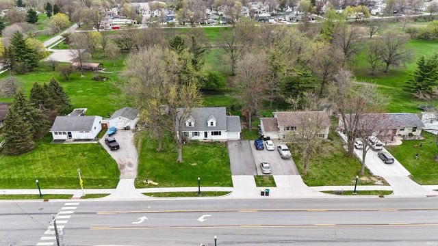 428 Drake Road, Kendallville, IN 46755