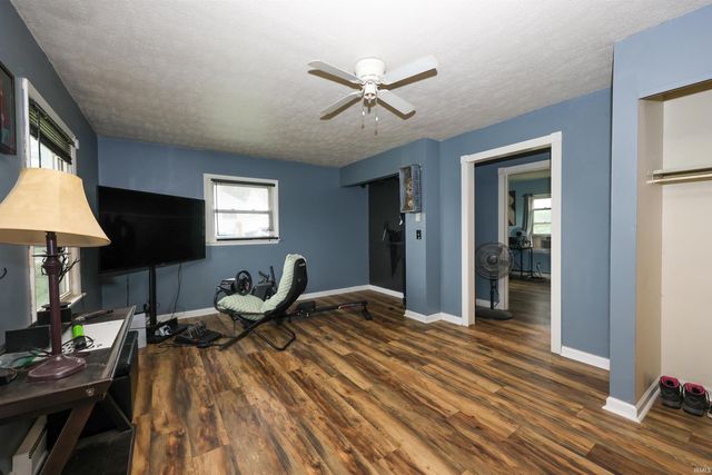 428 Drake Road, Kendallville, IN 46755