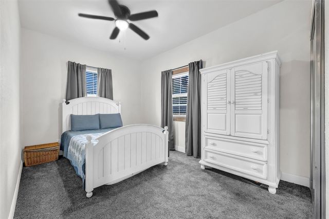 890 Paradise Drive, Coldspring, TX 77331